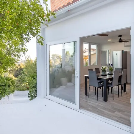 Ripoll Abajo Vakantiehuis Corbera de Llobregat
